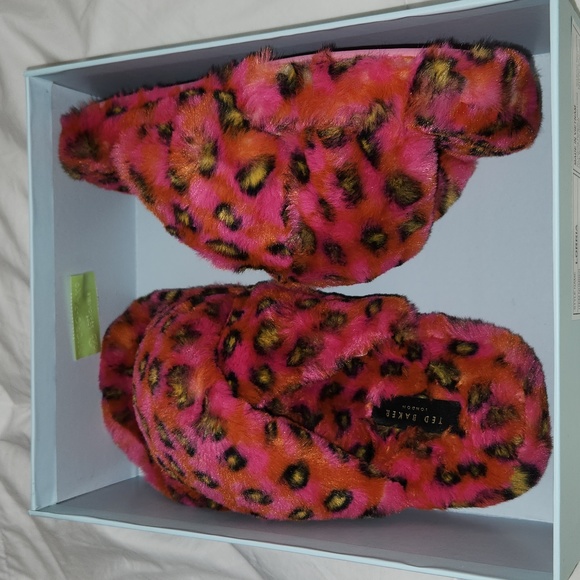 Ted Baker Cross Over Sleepers - Picture 3 of 8